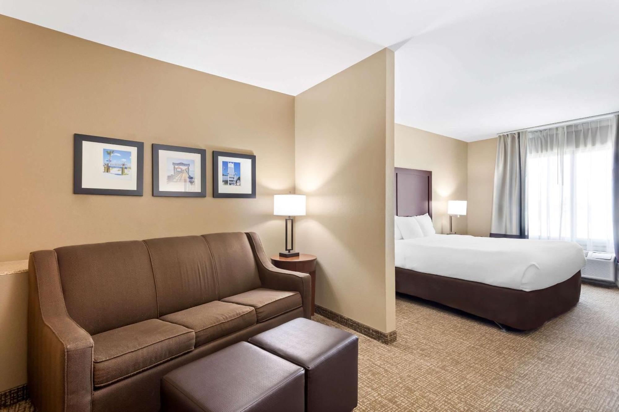 Comfort Suites Gulfport Exteriér fotografie