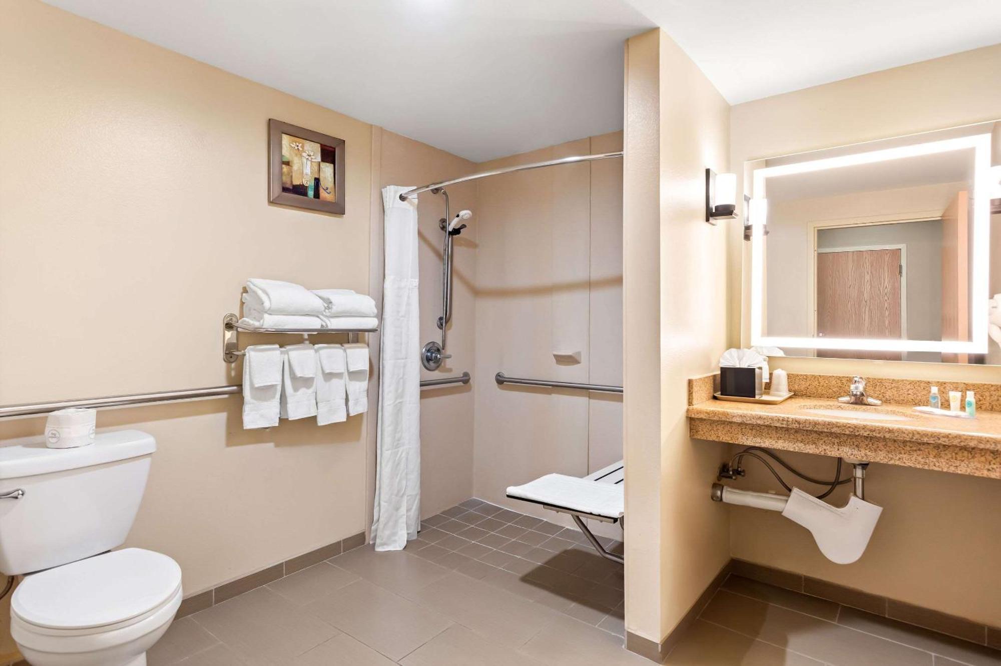 Comfort Suites Gulfport Exteriér fotografie