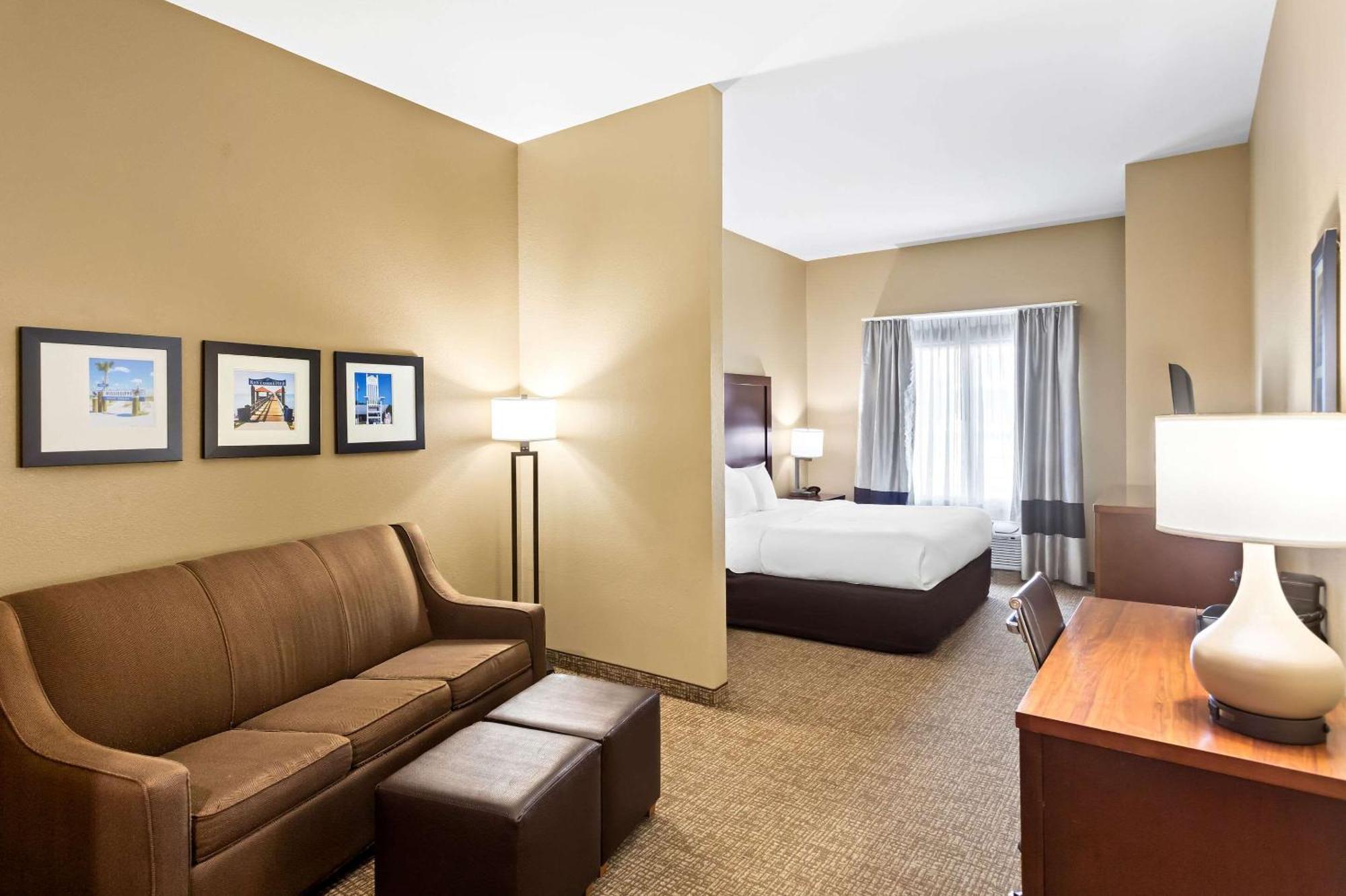 Comfort Suites Gulfport Exteriér fotografie